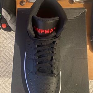 Brand new in box Jordans Men’s size 11 red and black